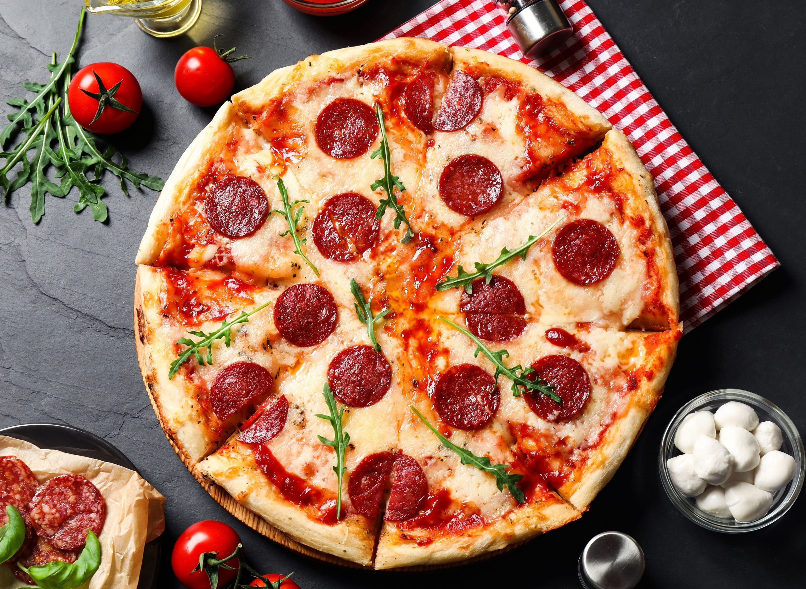 Sucuklu Pizza